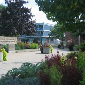 <strong>B - Bibliothèque de Saint-Bruno</strong> B - Bibliothèque de Saint-Bruno